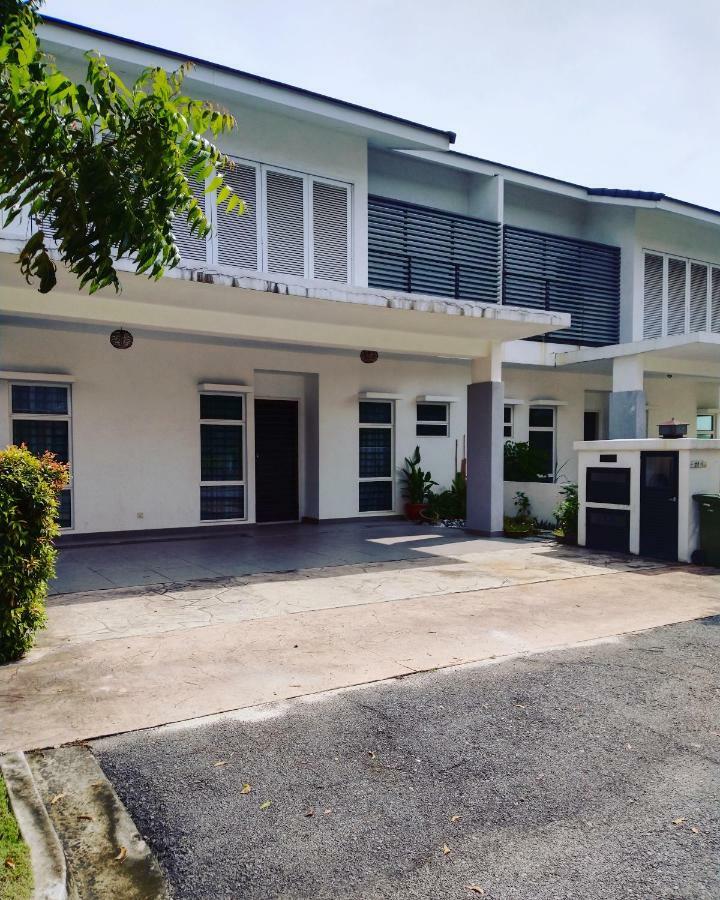 Juniper Homestay Putrajaya Presint 11 Exterior foto